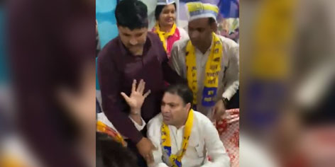 Accused of ticket selling, overzealous aspirants, internal issues: AAP faces real threats now Accused of ticket selling, overzealous aspirants, internal issues: AAP faces real threats now