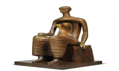 UK PMs garden gets $1.5m sculpture amid the looming financial crunch