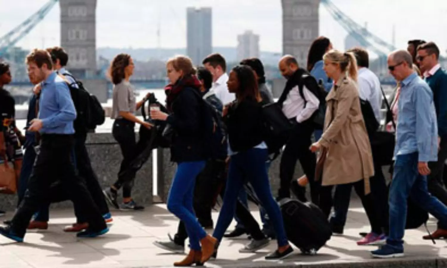 A 100 UK companies opt for four-day working pattern, no pay cut included