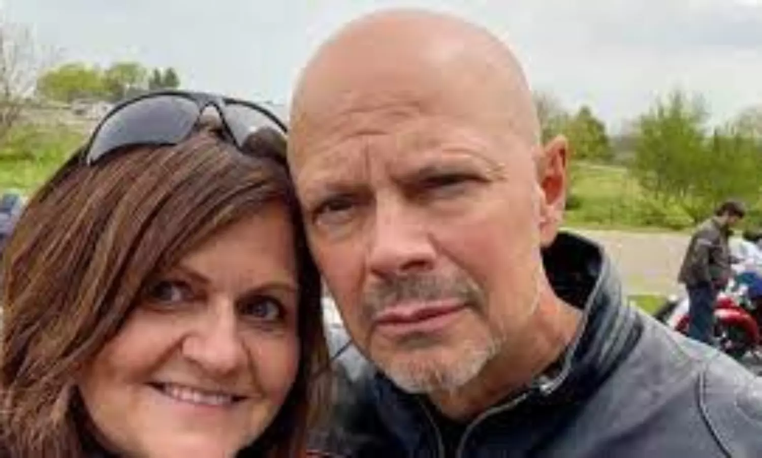 American man wakes up from accident thinking its 1993, Asks wife to marry him again