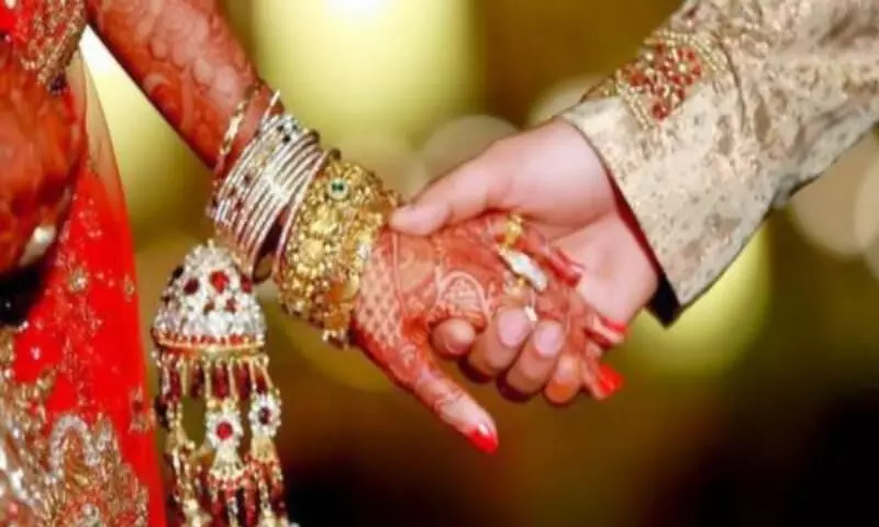 2 Muslim women convert to marry Hindu men at UP
