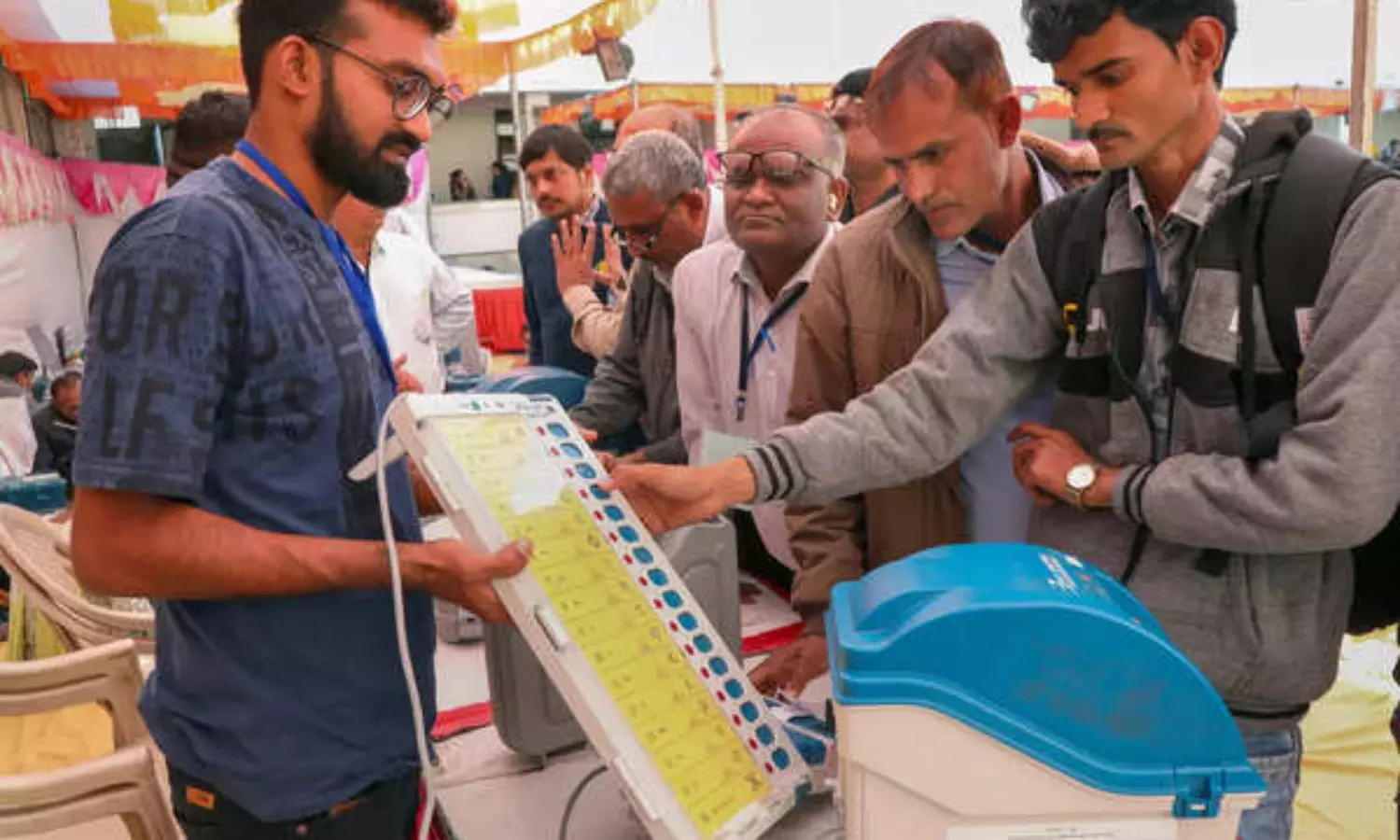 Low voter turnout in Gujarat, Election Commission criticises urban apathy