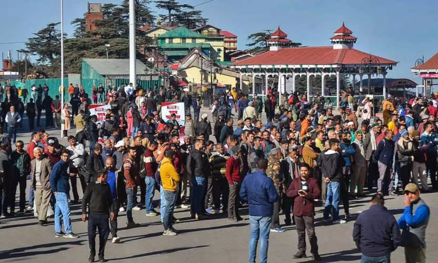 Himachal Pradesh polls: Cong overthrows BJP; wins 40 of the states 68 seats