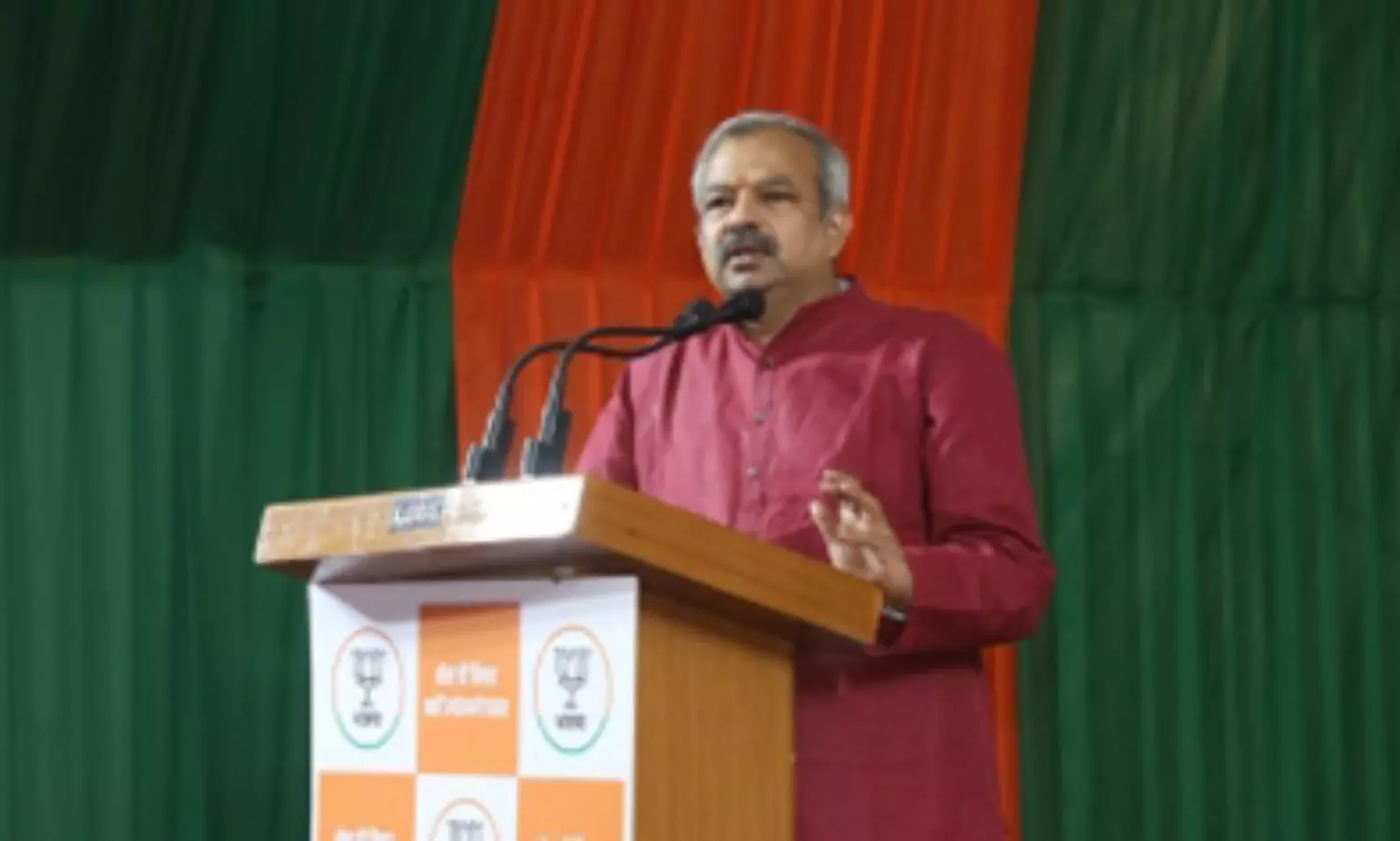 After loss in MCD, BJPs Delhi chief Adesh Gupta resigns
