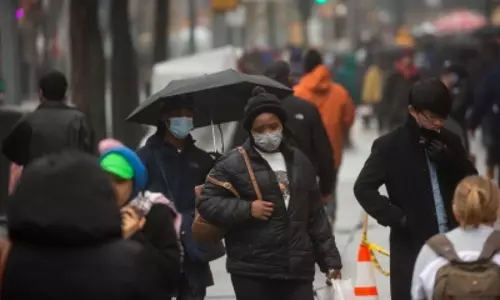 Wearing masks for longer periods hinders cognitive performance: study