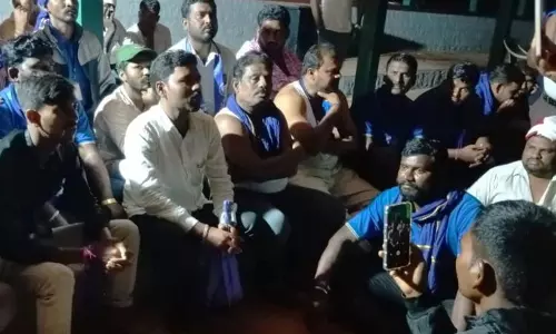 Karnataka police beat Dalit protesters; detain 200 of them in capital