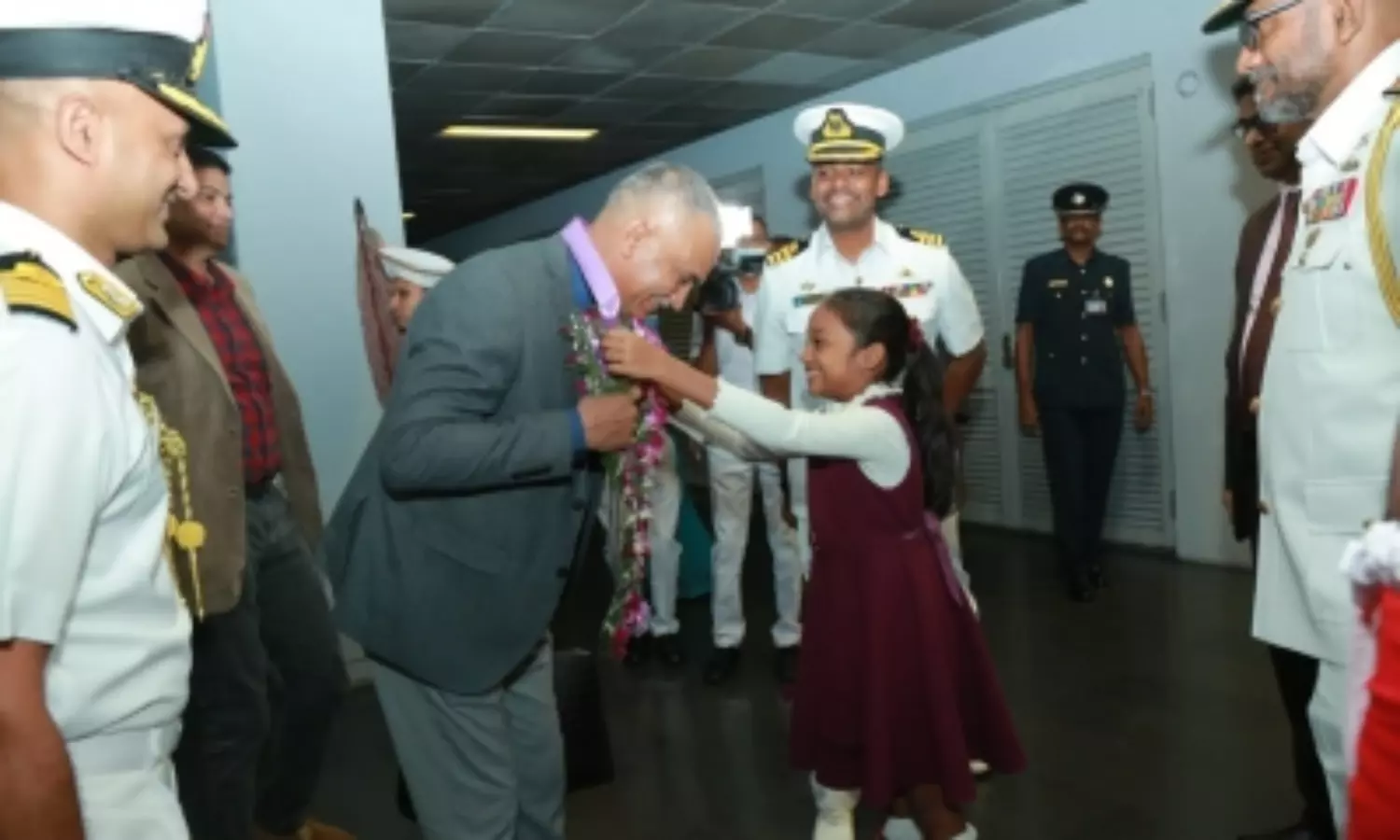 Strengthening bilateral maritime ties; Indian Navy chief on a 4-day visit to Sri Lanka