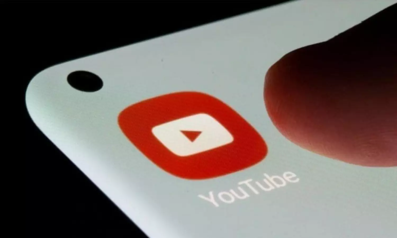 YouTube rolls out new feature to warn users posting abusive comments