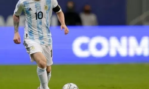 Alvarezs shots, Messis penalty find the net: Argentina through to WC final