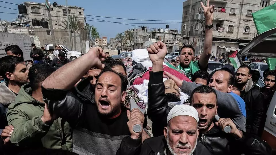 Palestinian protestors demand the bodies of people who died in detention