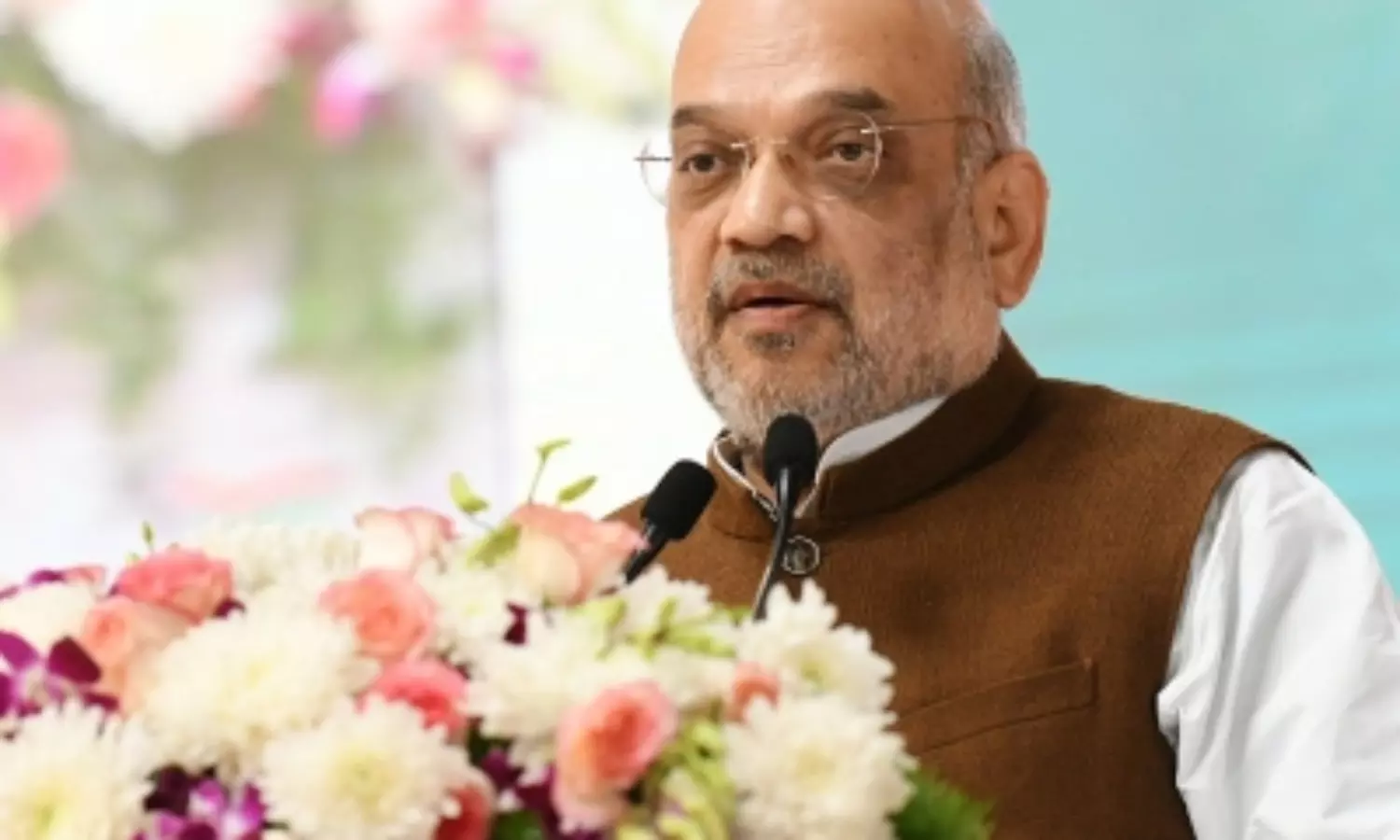 Shah tells Karnataka voters, choice is between patriots and forces backing tukde-tukde gang