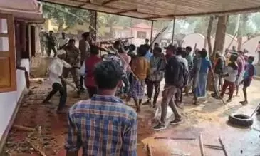 Mob attempts attack on church in Chhattisgarh, Local senior cop injured