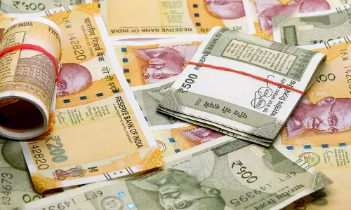 Fake currency notes continue to pose challenges even after demonetisation: Report
