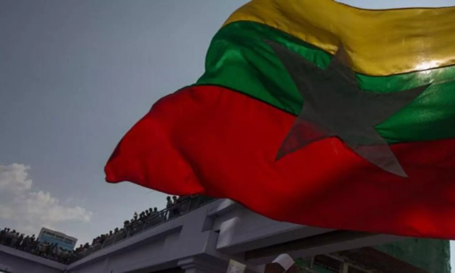 Major border crossing between China, Myanmar opens partially