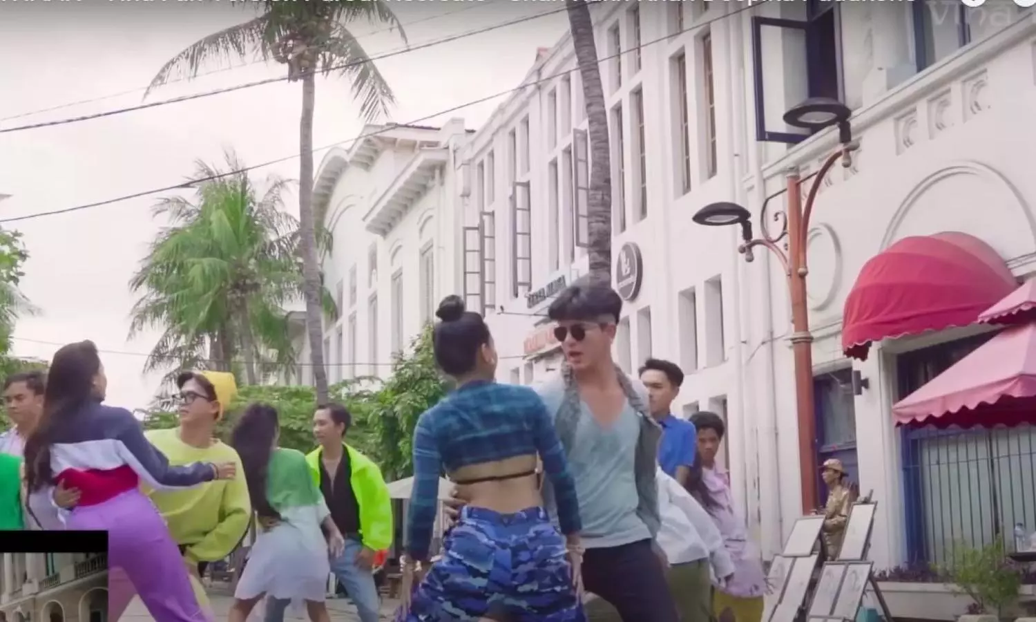 Indonesian dance group recreates "Pathaan" song; goes viral