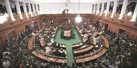 BJP MLAs protest in Delhi Assembly with oxygen cylinders