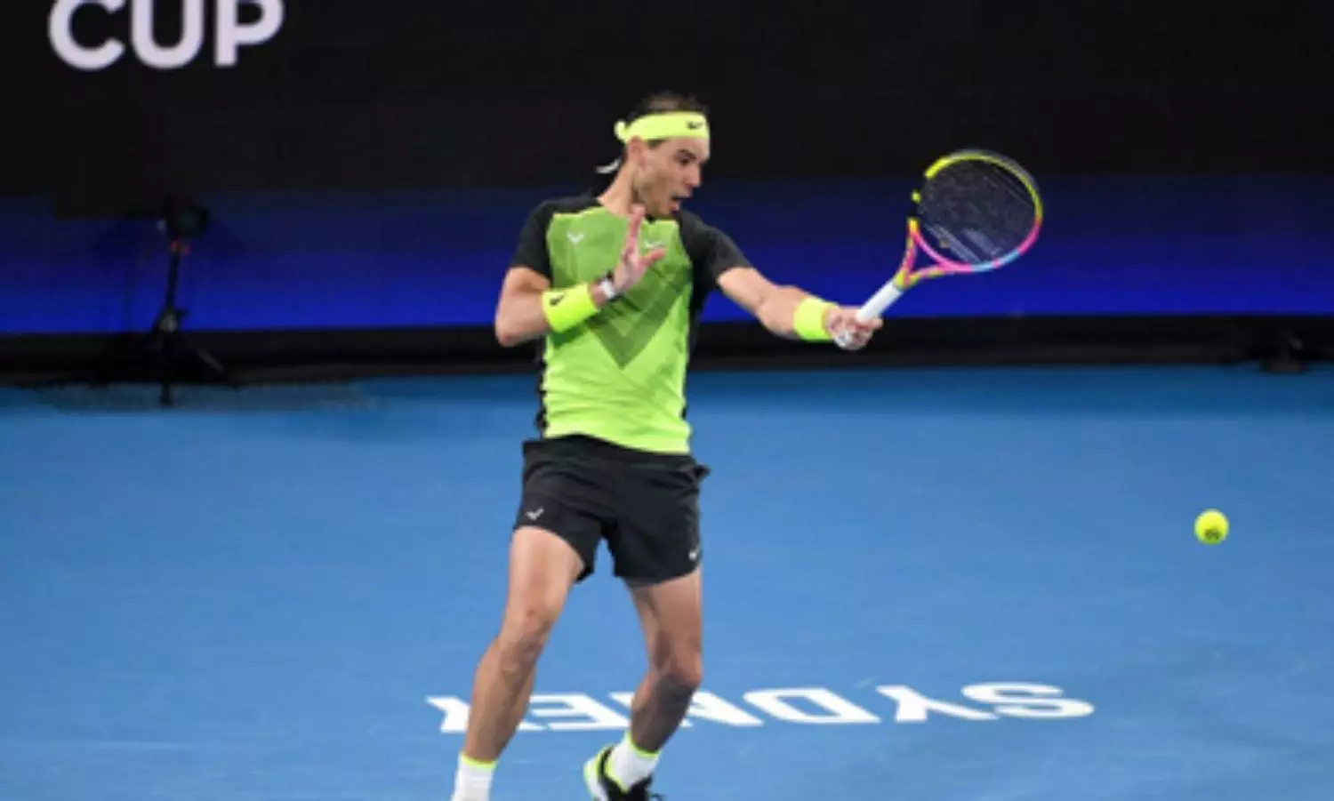 A clearly hurting Nadal loses in 2nd round of Australian Open