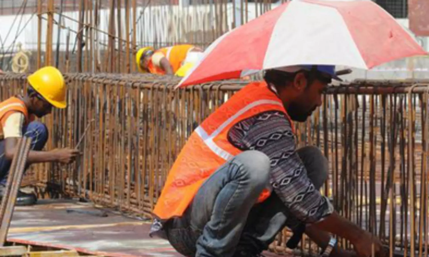 Possess proof of bribe against 14 MLAs, 4 Ministers: Karnataka contractor