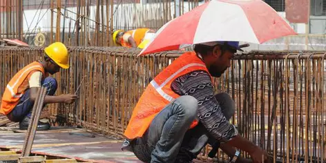 Possess proof of bribe against 14 MLAs, 4 Ministers: Karnataka contractor Possess proof of bribe against 14 MLAs, 4 Ministers: Karnataka contractor