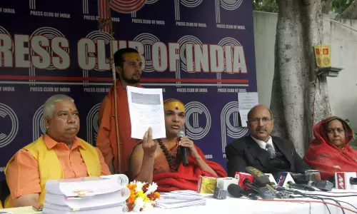 Dharam censor board of saints to say cut to films that insult Hindu tradition