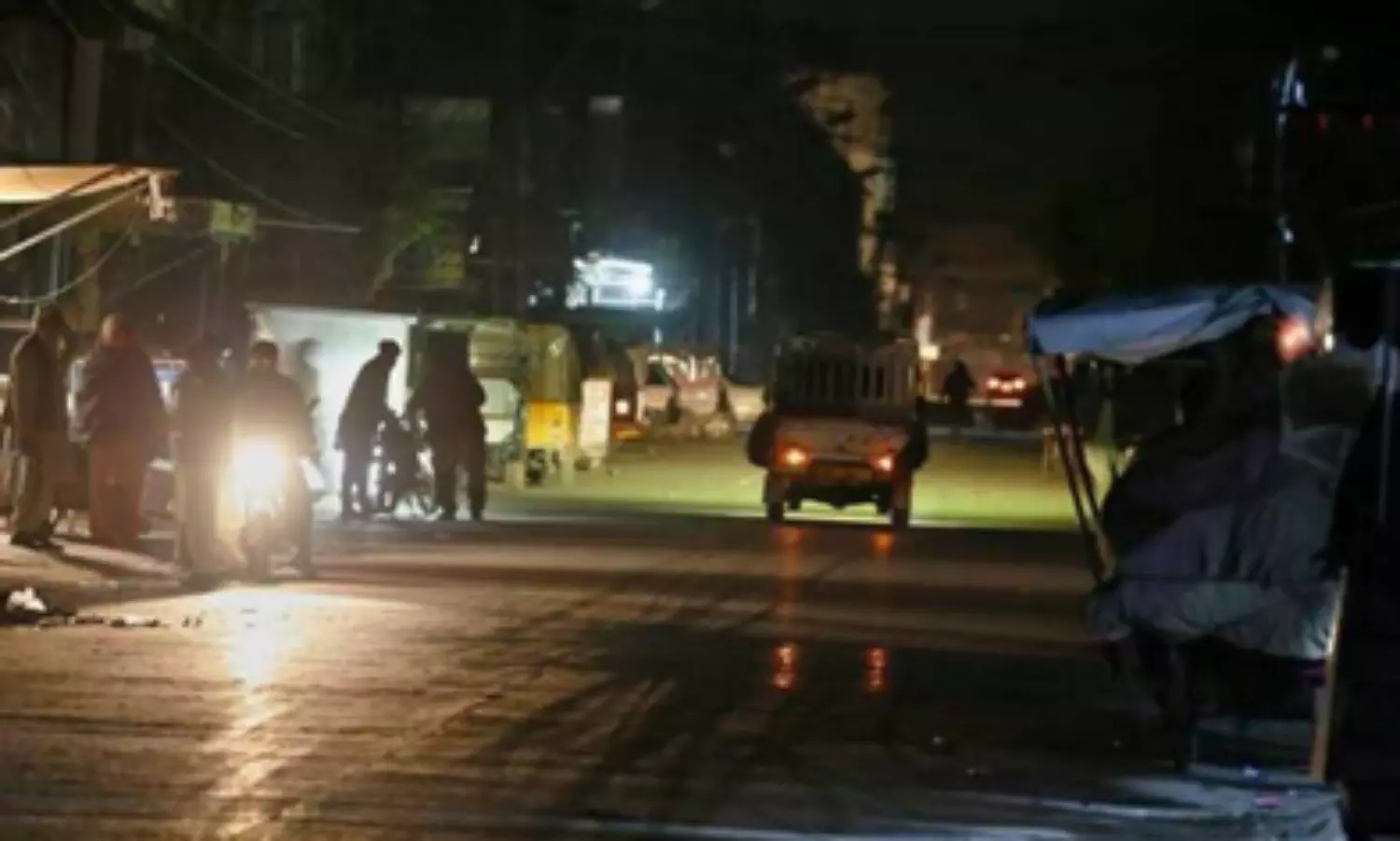 Major power outage in Pakistan, large parts went without electricity for hours