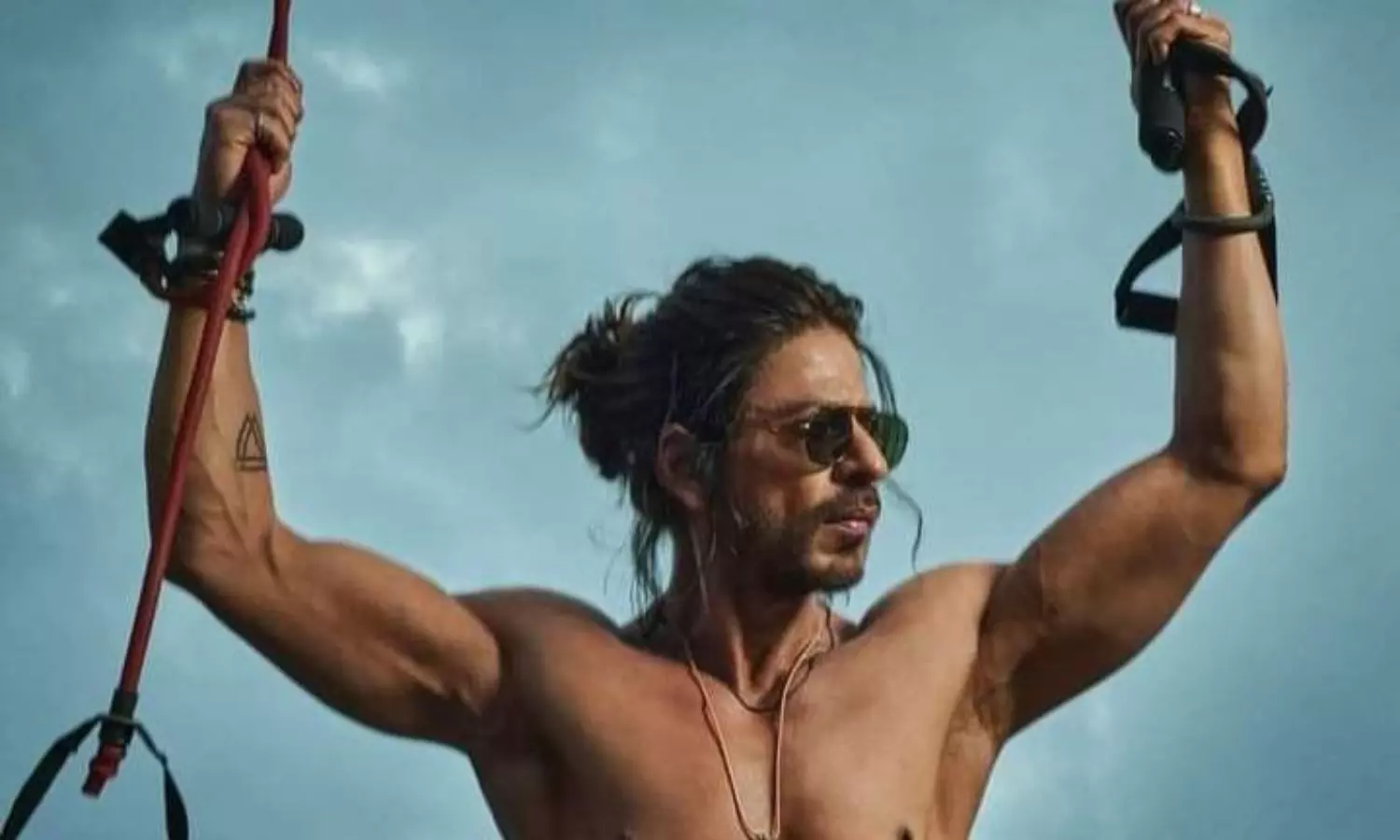 Pathaan grosses Rs 313 Cr worldwide in 3 days