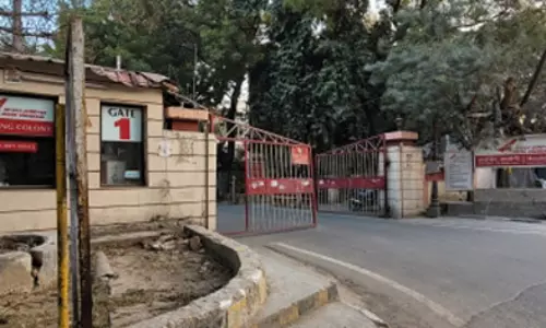 Facing eviction, Air India Colony residents left to fend for themselves
