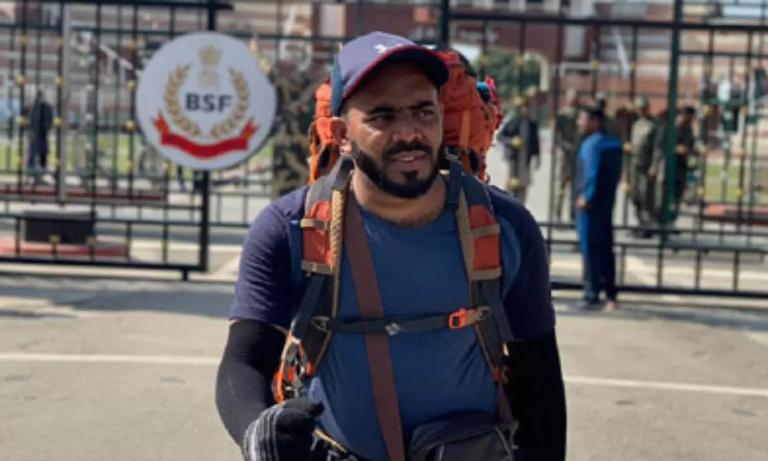 Kerala man walking to Saudi Arabia for Haj enters Pakistan