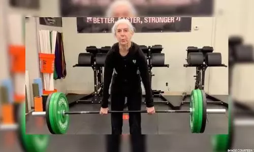 75-year-old woman wows internet with her rigorous workouts