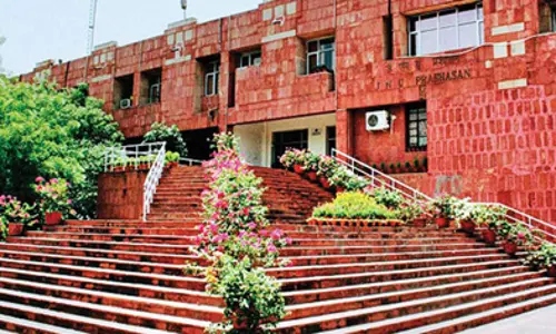 JNU Students Union alleges attack by ABVP, while taking out a march