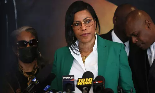 Malcolm Xs daughter says shes suing FBI, CIA, NYPD for his murder
