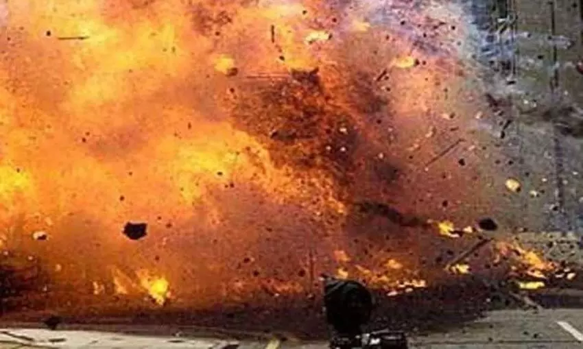 Suicide bomber blasts explosive-laden vehicle in Pakistan!