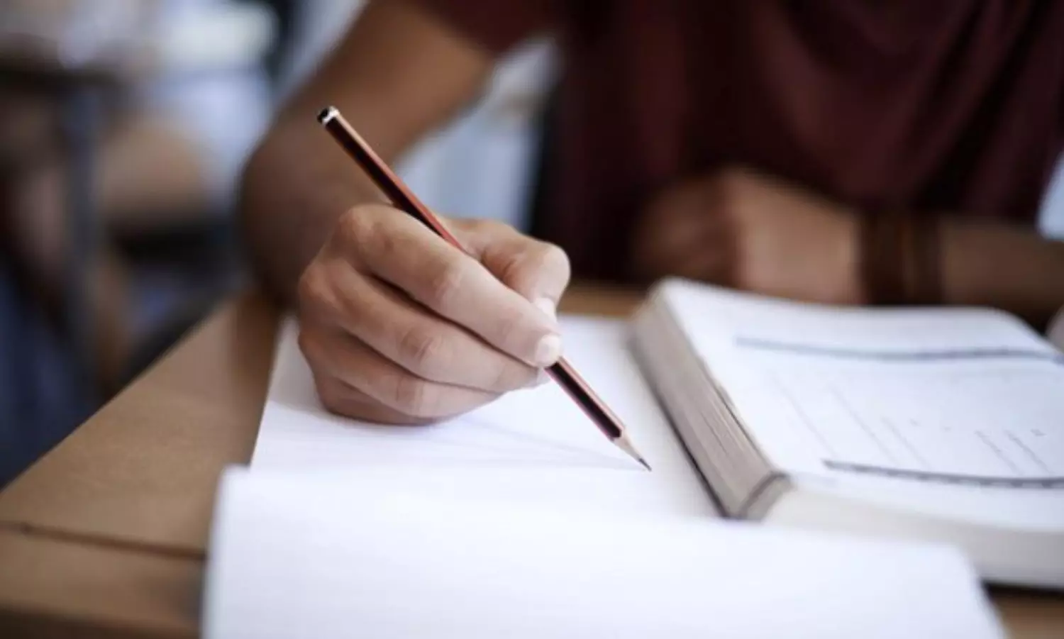 Screening test to be taken by foreign medical graduates within 10 yrs of course completion