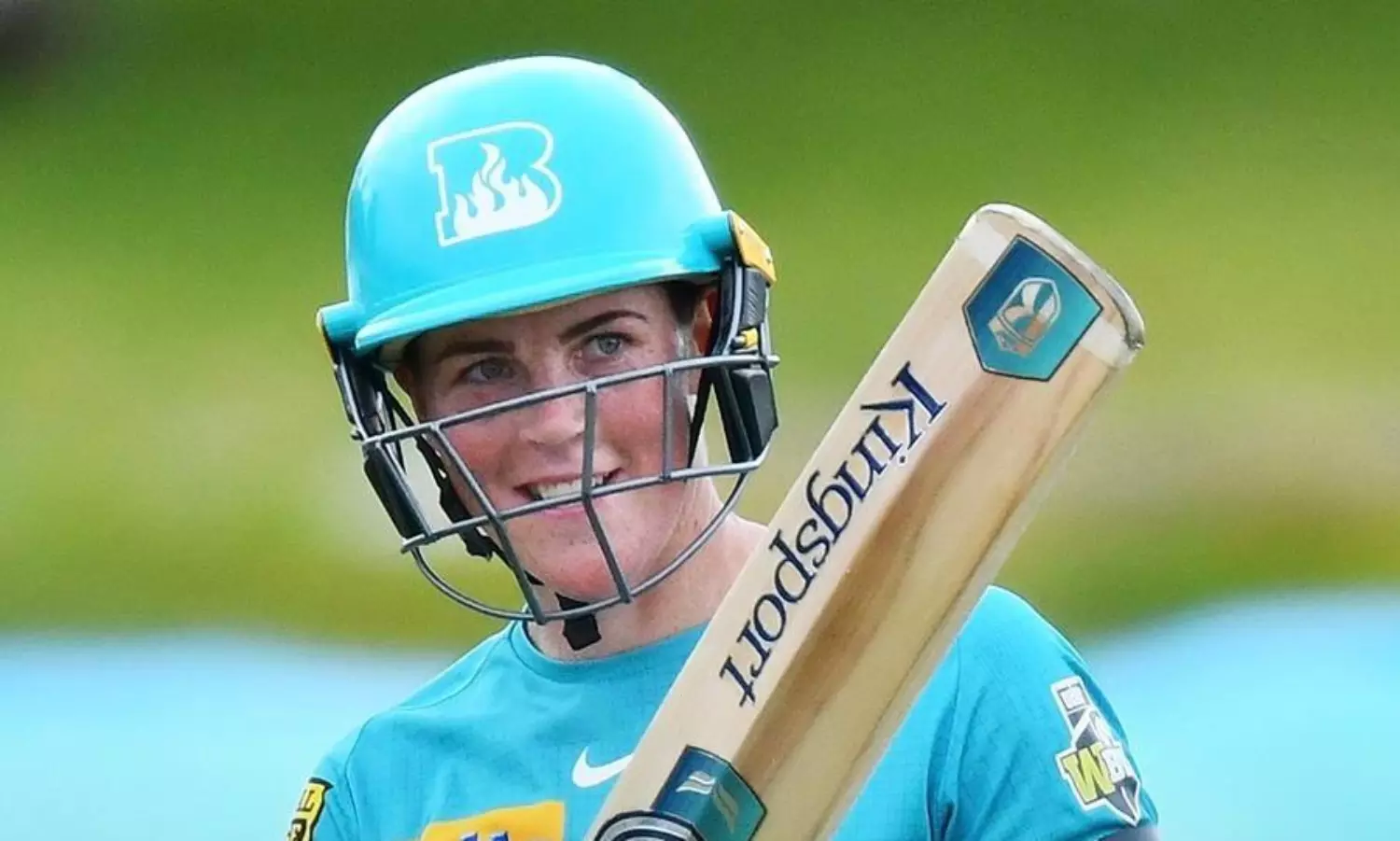 WPL 23: UP Warriors beat Gujarat for 3 wickets in thrilling match