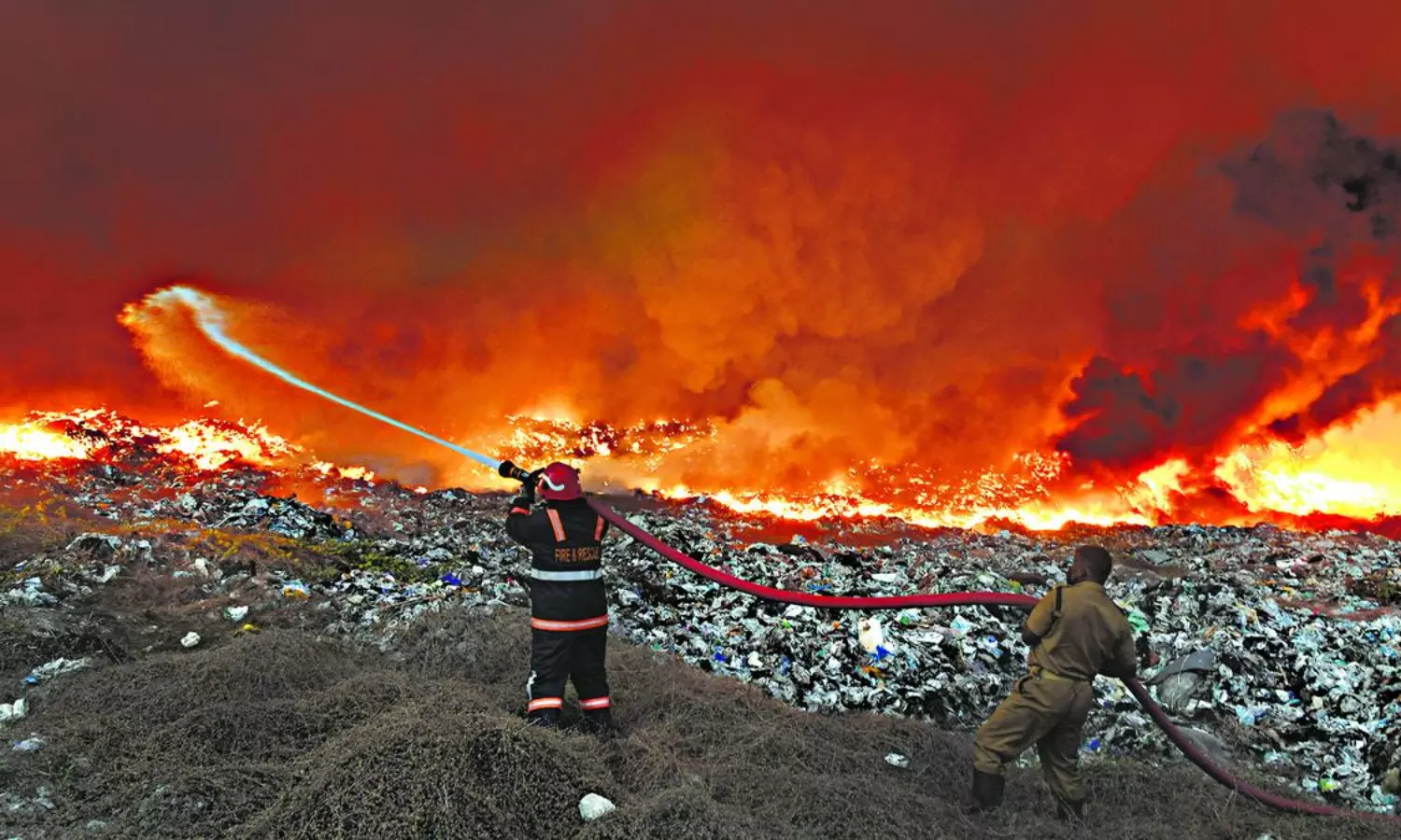 Kerala HC initiates suo moto writ petition in Brahmapuram fire incident