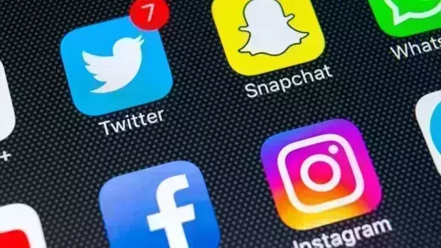 Govt mandates words like ‘paid promotion’, ‘ad’ to be used by influencers in endorsements Govt mandates words like ‘paid promotion’, ‘ad’ to be used by influencers in endorsements