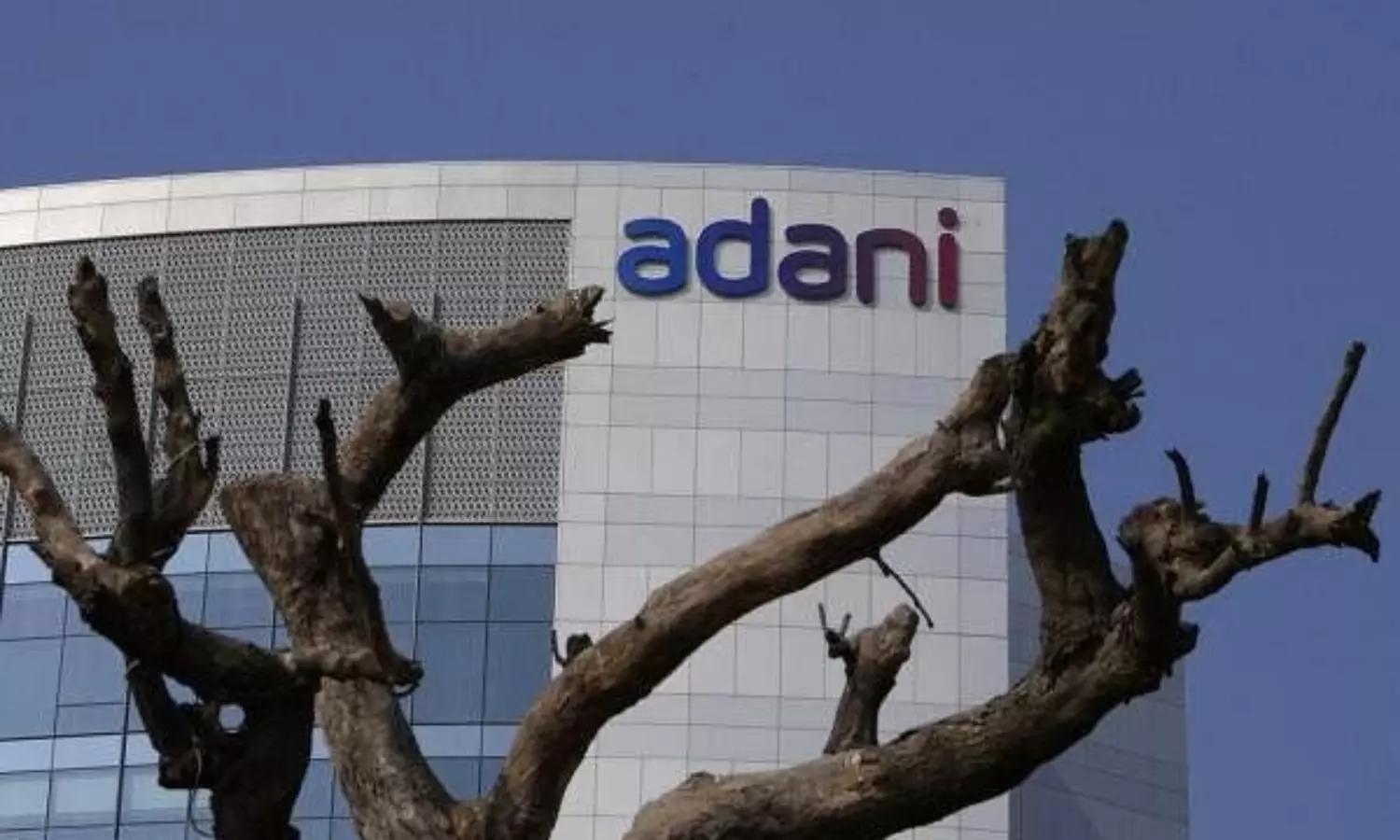 Opposition to confront government on Adani issue in Parliament