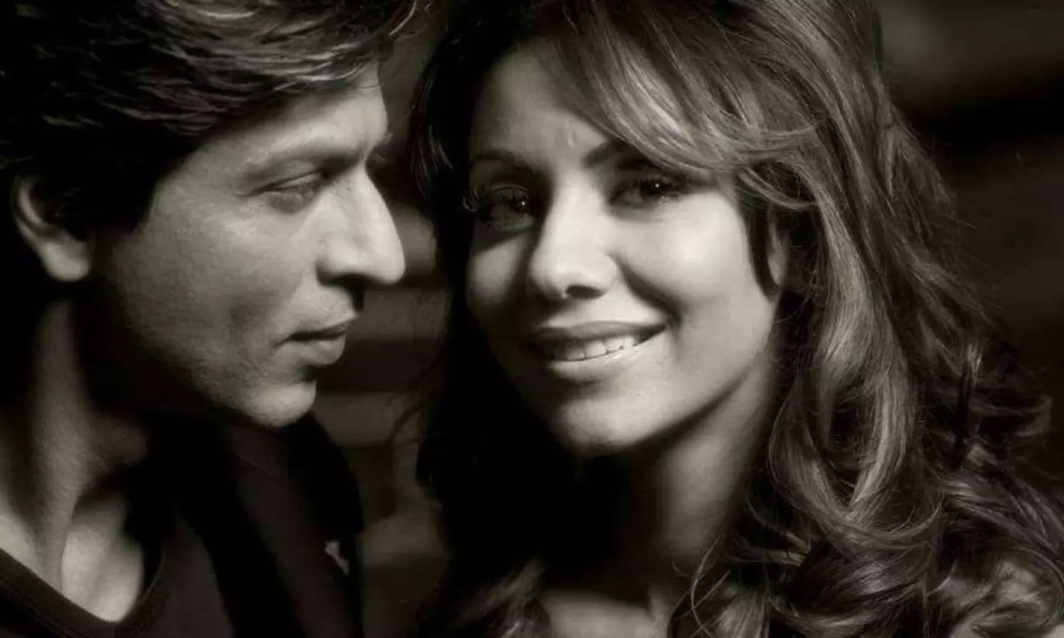 Shah Rukh Khan, wife dance at Alannas wedding; Internet on fire