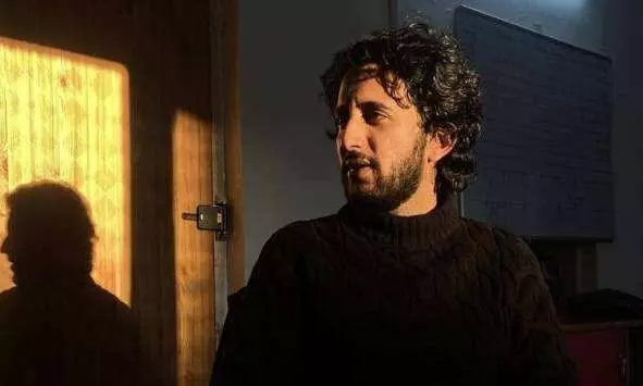 Kashmiri journalist and university scholar charged with sedition over alleged seditious article Kashmiri journalist and university scholar charged with sedition over alleged seditious article