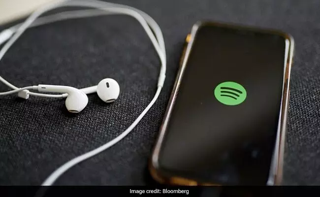 Spotify removes AI-generated songs after suspicious activities