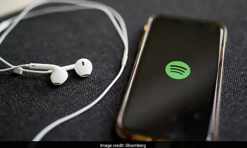 Spotify removes AI-generated songs after suspicious activities