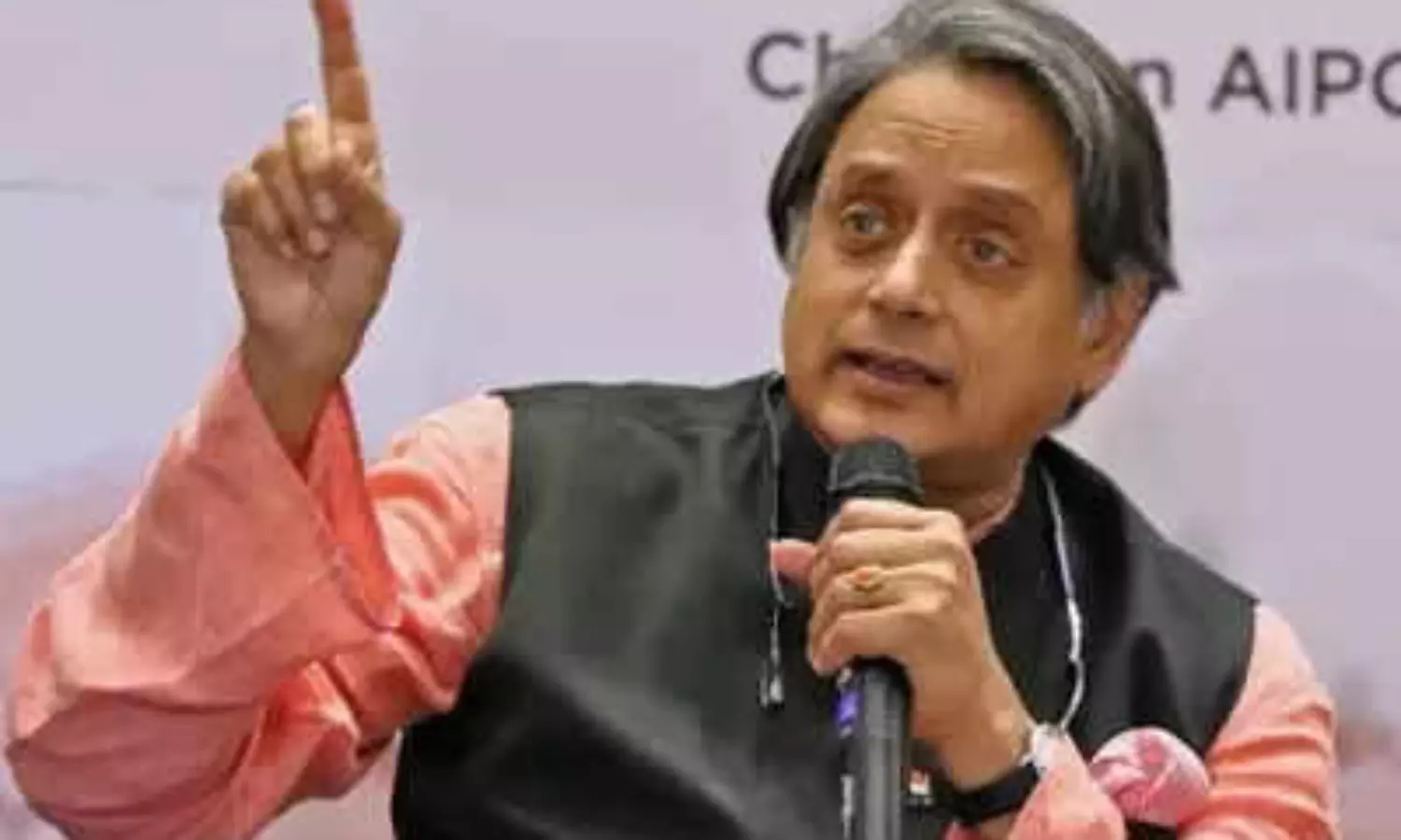 Tharoor calls removal of Abul Kalam Azad from NCERT textbook a disgrace