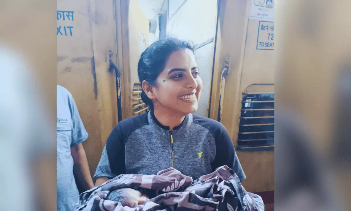 RPF cop in UP saves unbreathing baby lying in train lavatory RPF cop in UP saves unbreathing baby lying in train lavatory