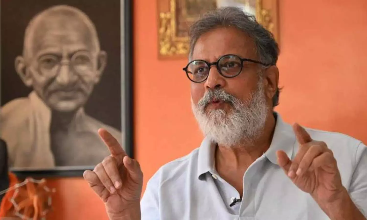 Tushar Gandhi rubbishes Lieutenant Governors claim about Mahatma Gandhis education