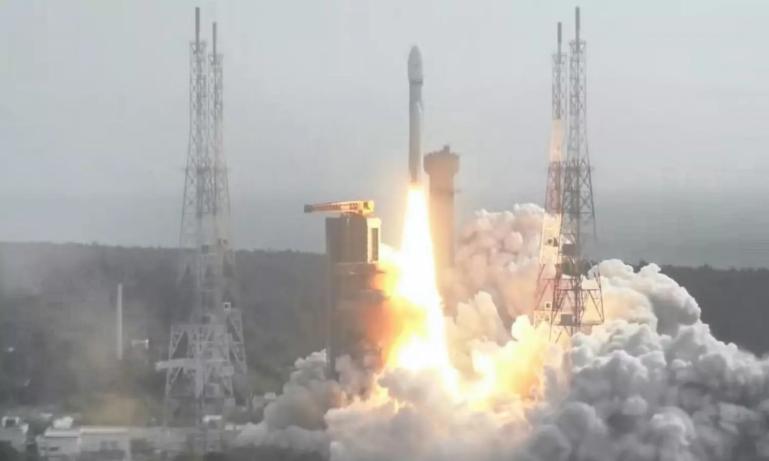 ISRO launches India’s largest LVM3 rocket carrying 36 satellites from Sriharikota