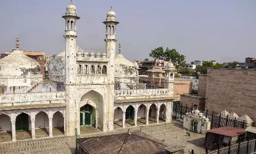 Gyanvapi mosque: SC to hear case on April 14, allows Muslim side to file application