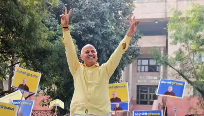 PM Modi’s low education dangerous for the nation: Manish Sisodia