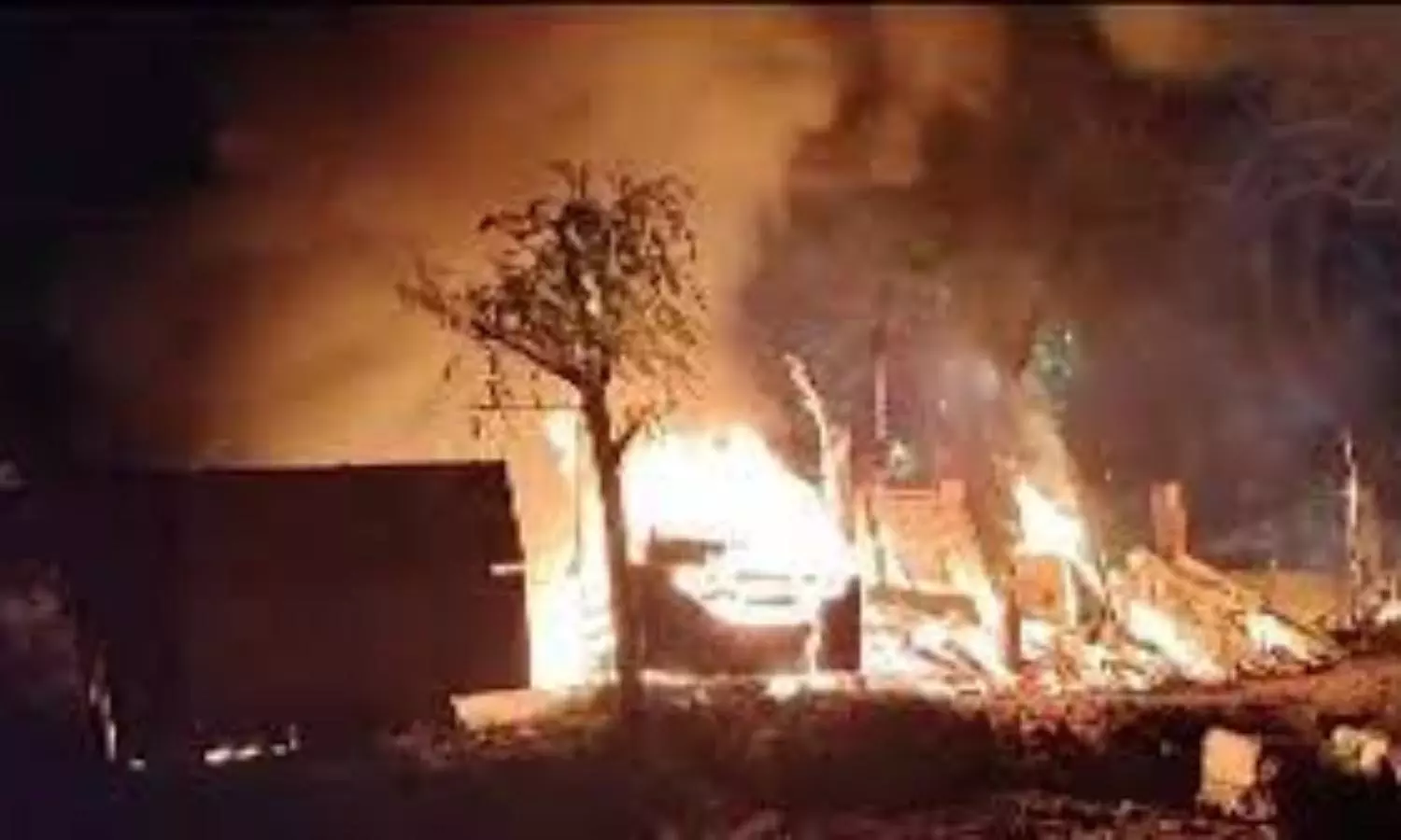 Violence erupts in Jamshedpur after meat found in Ram Navami flag