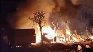 Violence erupts in Jamshedpur after meat found in Ram Navami flag