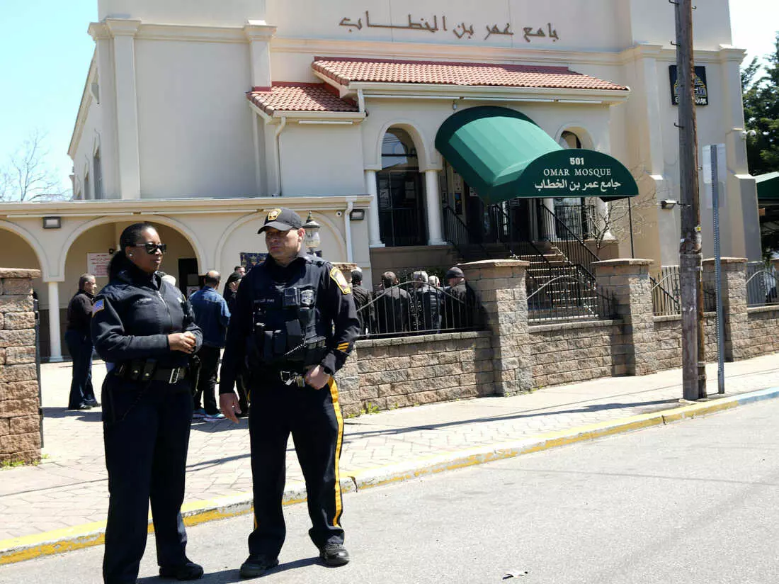 New Jersey Imam stabbed during prayers, accused held New Jersey Imam stabbed during prayers, accused held